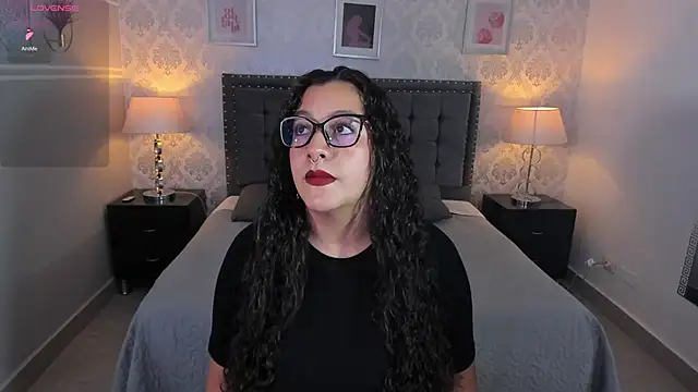 Snapshot of paulys_ chatting on 02/25/26, 11:31 paulys online show from 02/25/26, 11:31