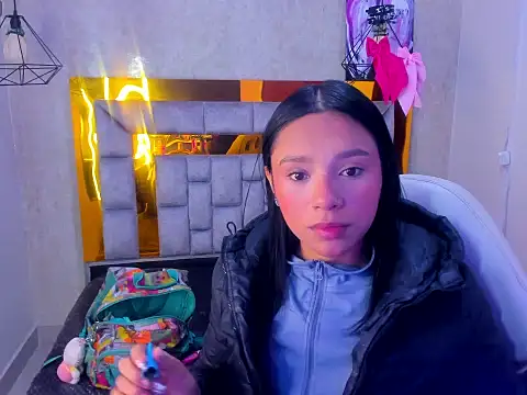 Snapshot of miiaboss_ chatting on 02/27/26, 11:21 miiaboss online show from 02/27/26, 11:21