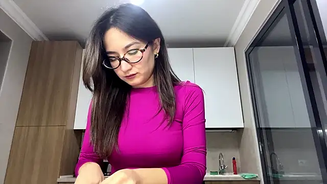 AleciaGeidner online show from 03/06/26, 04:36