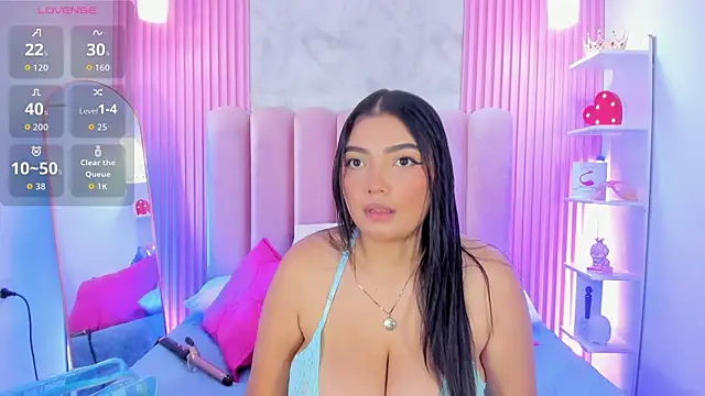 Snapshot of ArianaRougee chatting on 06/21/26, 11:46 ArianaRougee online show from 06/21/26, 11:46