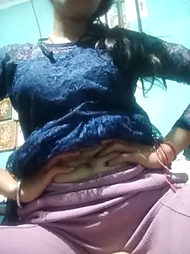 Snapshot of Sakshiverma chatting on 03/19/26, 04:33 Sakshiverma online show from 03/19/26, 04:33