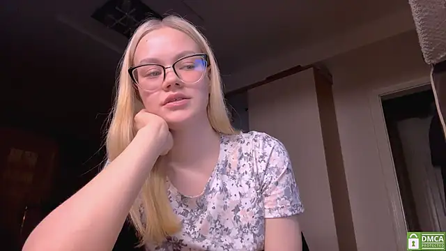 MiaCashe online show from 02/24/26, 05:33