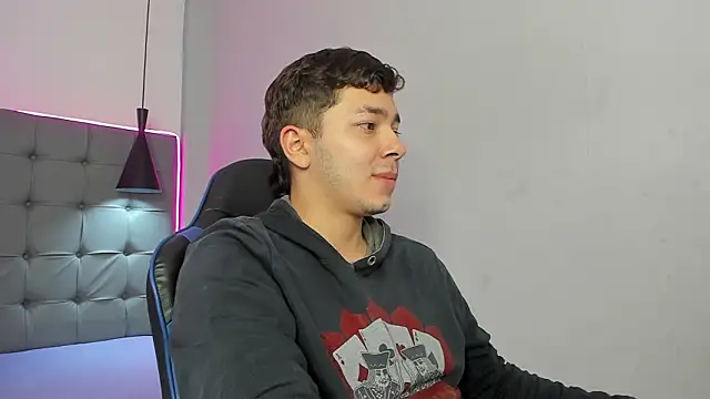 Julian Smith21 online show from 02/26/26, 12:26