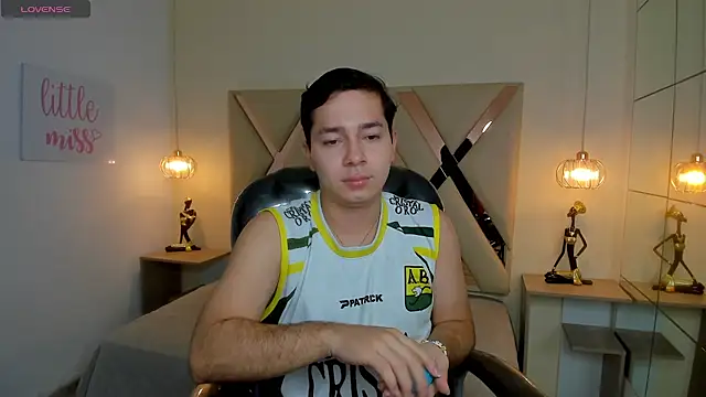 Julian Smith21 online show from 03/18/26, 12:52