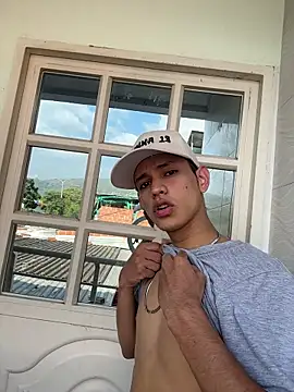 HarryGaze online show from 02/28/26, 01:45