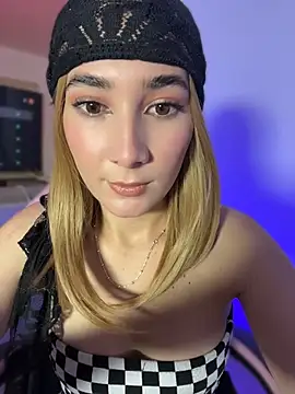 Snapshot of isa_hil chatting on 05/12/26, 11:57 isa hil online show from 05/12/26, 11:57
