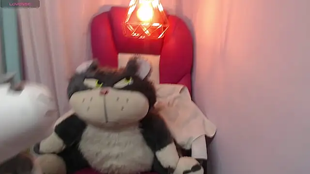 yaracute1 online show from 03/17/26, 09:40