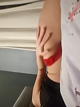 Snapshot of SamanthaRed chatting on 02/23/26, 09:23 SamanthaRed online show from 02/23/26, 09:23