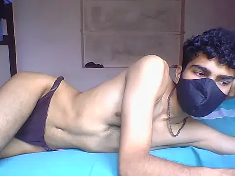 NikhilN247913 online show from 02/27/26, 06:13