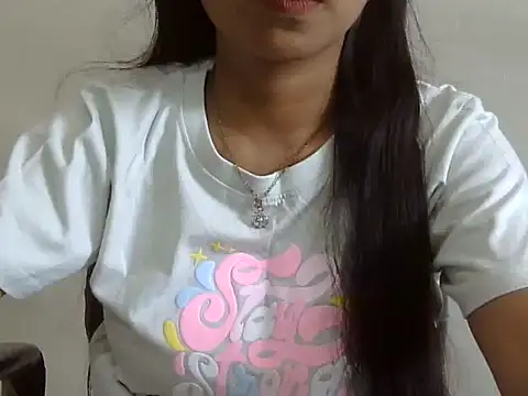 cute momo love online show from 05/24/26, 05:12