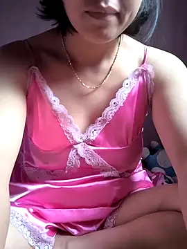 juicy-milu online show from 05/12/26, 04:53