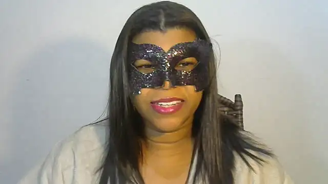 Snapshot of negraiza chatting on 06/18/26, 02:21 negraiza online show from 06/18/26, 02:21