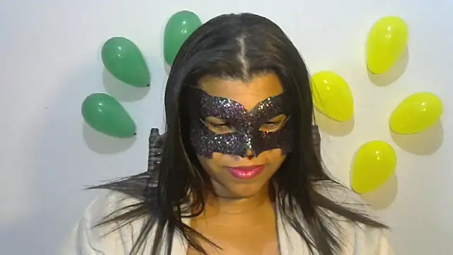 Snapshot of negraiza chatting on 06/20/26, 01:36 negraiza online show from 06/20/26, 01:36