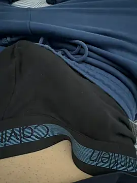 Snapshot of Vireontr1 chatting on 02/28/26, 12:39 Vireontr1 online show from 02/28/26, 12:39