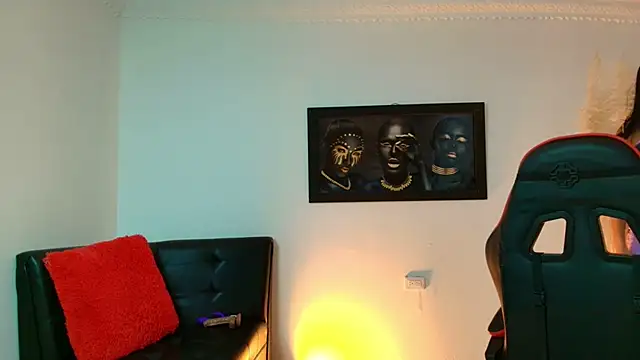 sara lux1 online show from 03/13/26, 12:01