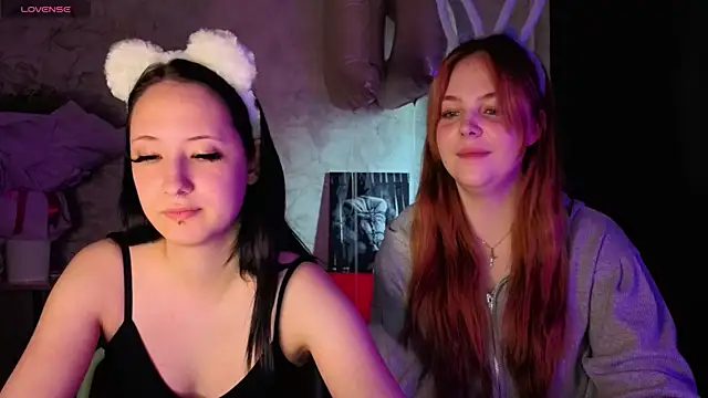 Elle Funning online show from 04/19/26, 09:08