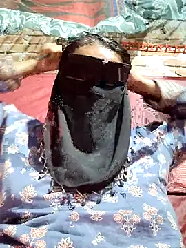 Lily-Rosse online show from 03/05/26, 01:51