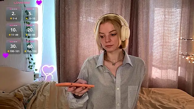 Snapshot of Marry_Sornatiko chatting on 05/31/26, 02:57 Marry Sornatiko online show from 05/31/26, 02:57