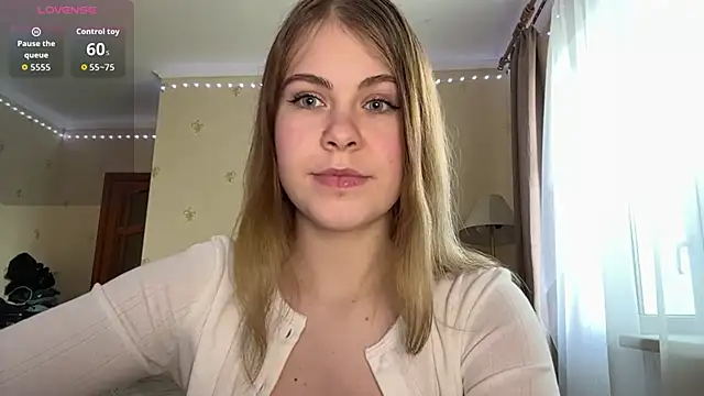 Snapshot of Amy_Maev chatting on 04/23/26, 12:29 Amy Maev online show from 04/23/26, 12:29