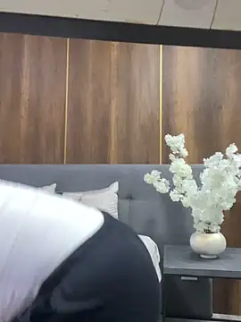 Tiffanyy Lam online show from 02/24/26, 09:35