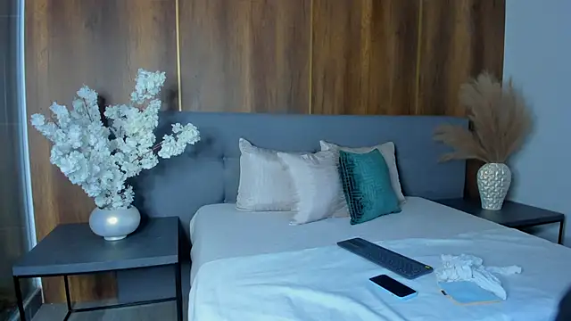 Tiffanyy Lam online show from 02/26/26, 09:25