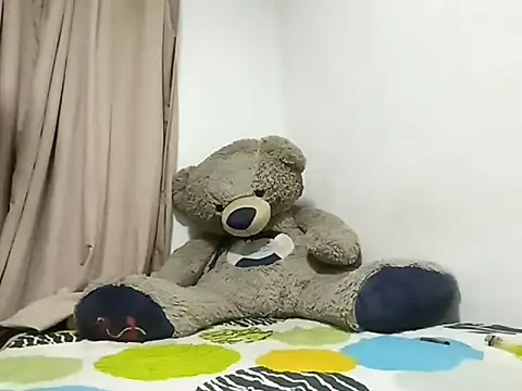 Julikid1 online show from 03/06/26, 12:18