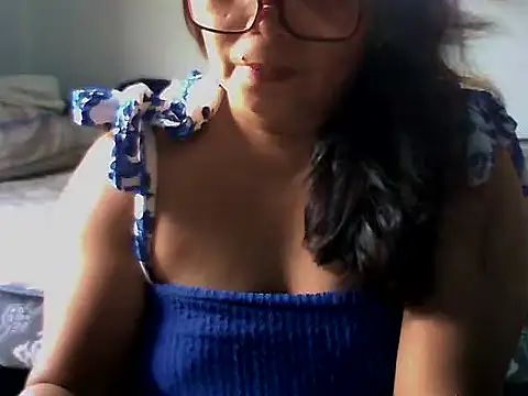 Flowerblossom123 online show from 04/23/26, 07:09