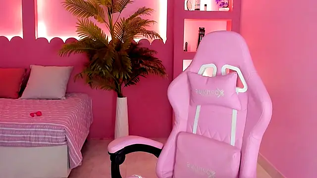 Holy Lux online show from 03/28/26, 04:56