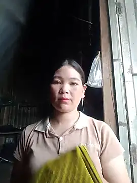 Snapshot of Salyk5 chatting on 07/15/26, 12:49 Salyk5 online show from 07/15/26, 12:49