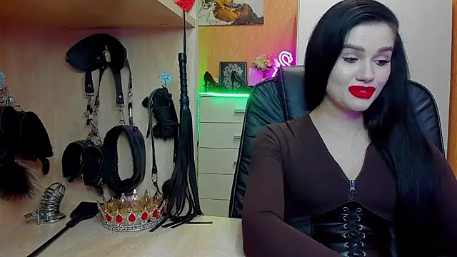 Snapshot of KristiTopxx chatting on 05/26/26, 06:26 KristiTopxx online show from 05/26/26, 06:26