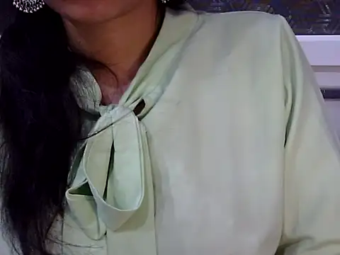 Neha Sharma2 online show from 04/01/26, 01:52