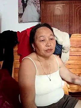 heesuu11 online show from 04/04/26, 03:27