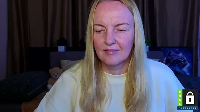 Snapshot of Bella_soulmate chatting on 05/16/26, 11:31 Bella soulmate online show from 05/16/26, 11:31