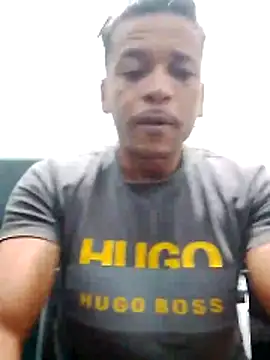 Snapshot of Rodr_go14 chatting on 06/14/26, 11:01 Rodr go14 online show from 06/14/26, 11:01