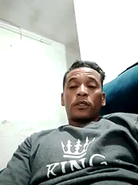 Snapshot of Rodr_go14 chatting on 06/22/26, 01:51 Rodr go14 online show from 06/22/26, 01:51