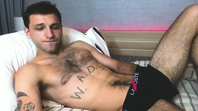 DarkRogue19 online show from 04/08/26, 04:07