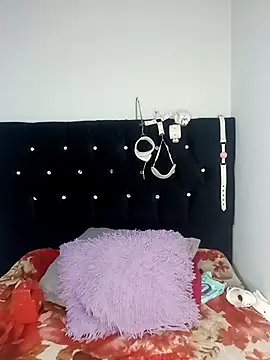 Emily Rouse23 online show from 04/09/26, 03:28