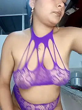 Emily Rouse23 online show from 04/18/26, 01:20