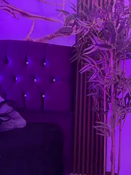 aurora ec online show from 03/04/26, 12:44