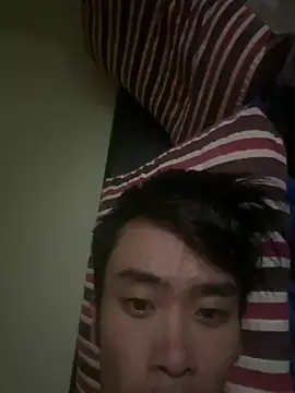 51roger0826 online show from 05/11/26, 05:02