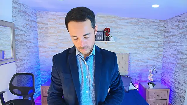 Snapshot of Adams_Sanz chatting on 05/21/26, 08:38 Adams Sanz online show from 05/21/26, 08:38