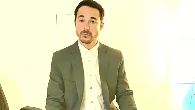 Snapshot of Adams_Sanz chatting on 06/16/26, 07:27 Adams Sanz online show from 06/16/26, 07:27