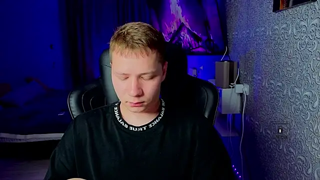 Karl Night  online show from 06/03/26, 07:19