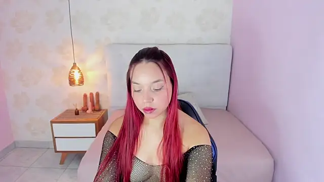 LUCIA KHAN online show from 02/25/26, 07:34