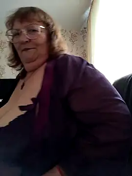 Snapshot of BIG-CATCH chatting on 05/11/26, 02:34 BIG-CATCH online show from 05/11/26, 02:34