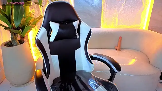 ashelyy tp online show from 02/26/26, 12:53