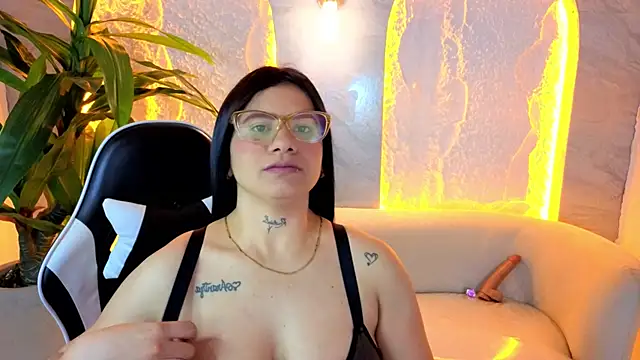 ashelyy tp online show from 03/04/26, 01:06