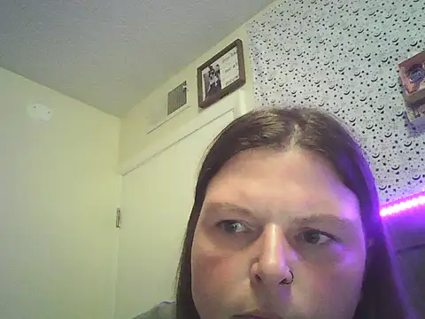 4dice06 online show from 07/17/26, 04:08
