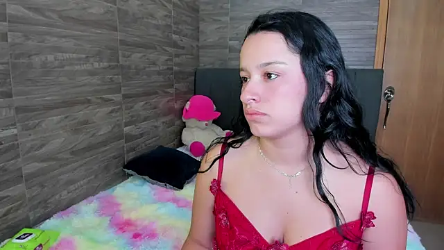 Miia belll online show from 04/25/26, 09:34