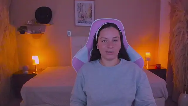 Dollhell online show from 04/16/26, 11:55